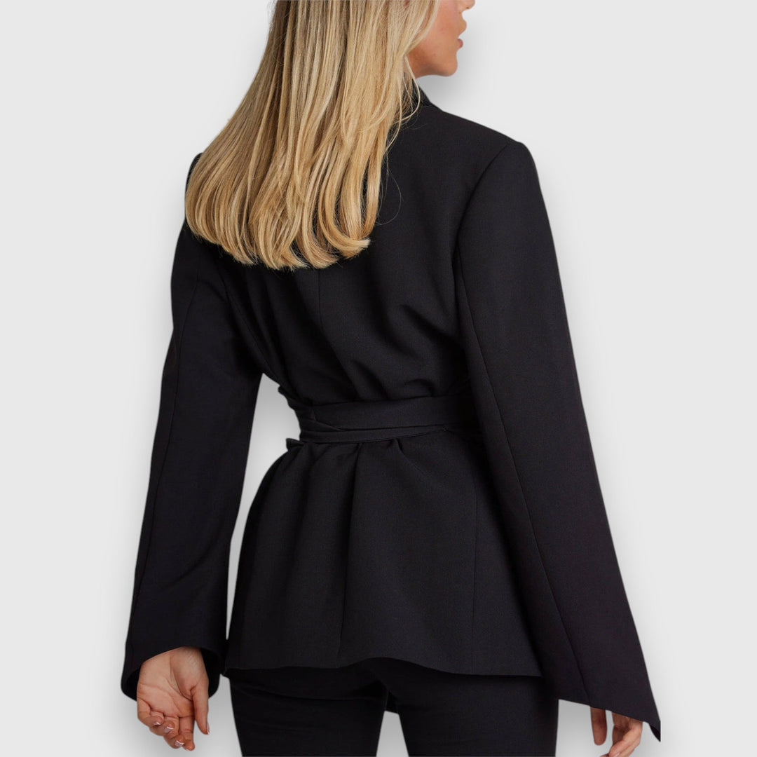 Freja™ Blazer | Timeless Everyday Elegance