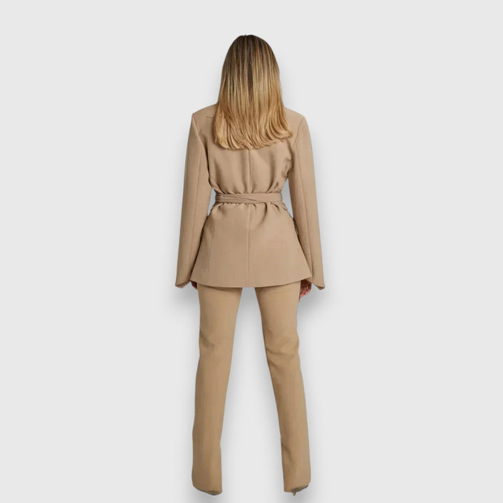 Freja™ Blazer | Timeless Everyday Elegance